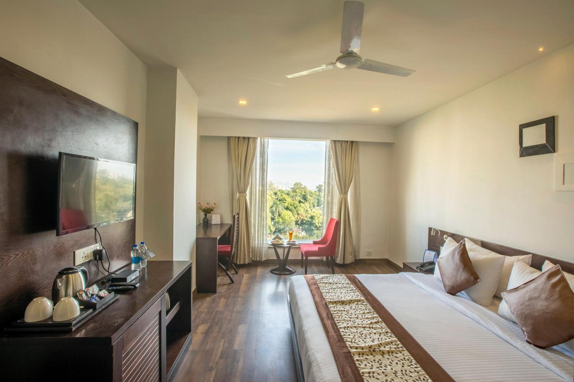Vesta Grand Central Udaipur Kültér fotó
