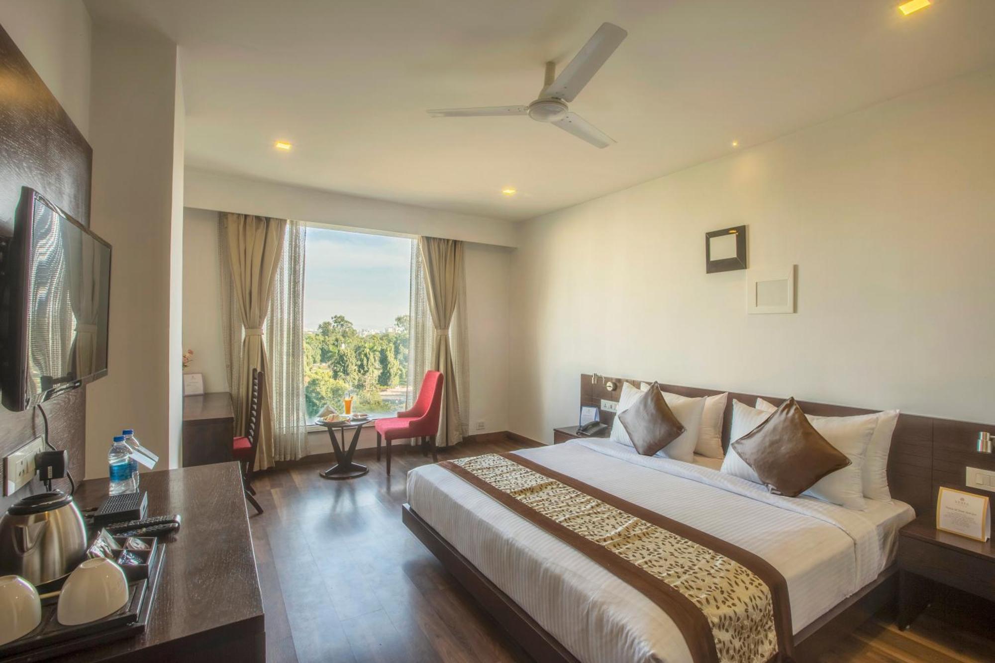 Vesta Grand Central Udaipur Kültér fotó