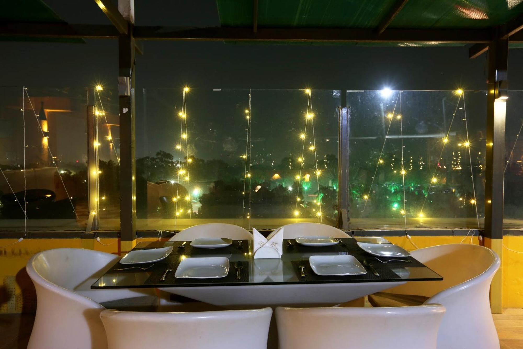 Vesta Grand Central Udaipur Kültér fotó