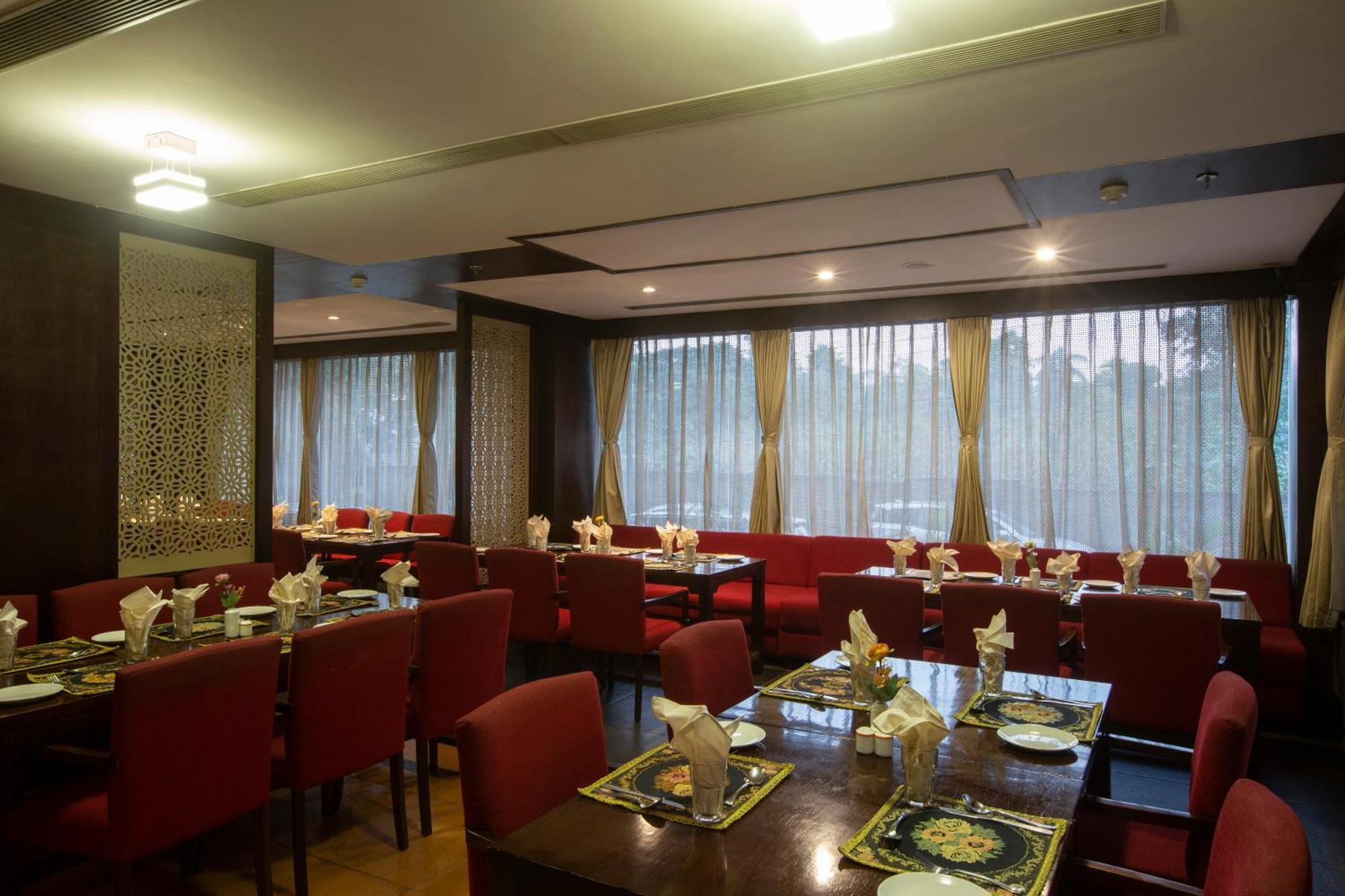 Vesta Grand Central Udaipur Kültér fotó